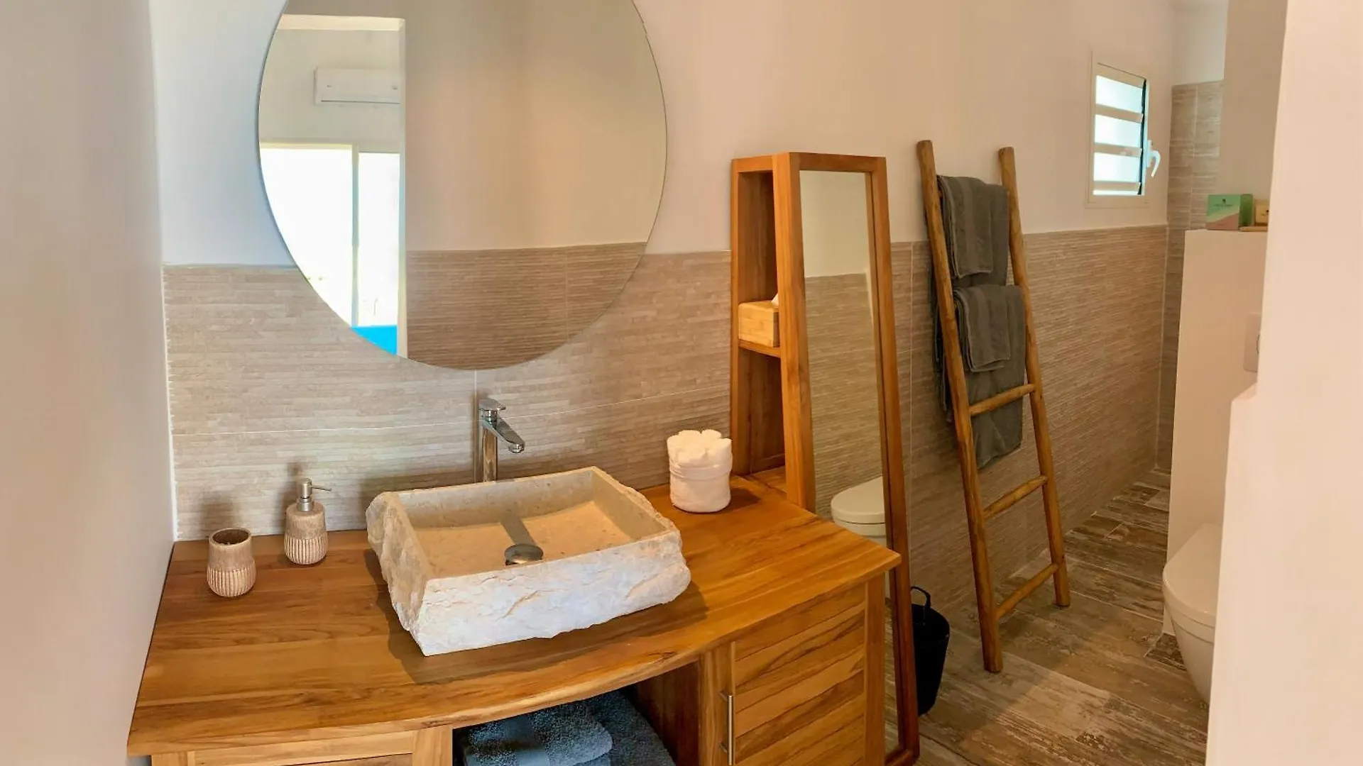 Orient Bay - Amazing Sea View - House 3Bd And 4Bd - Apartment 1 Bd Sea View - 1 Studio View Mountain  Quarter of Orleans